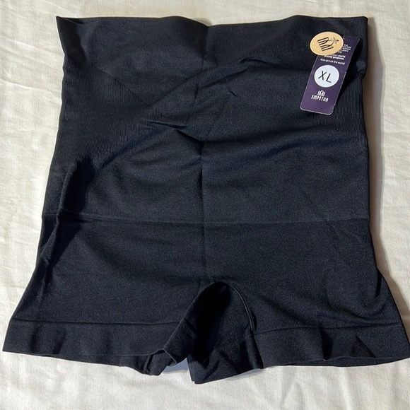 Empetua high waisted shaper boy short. Size XL. NWT. - Picture 1 of 3